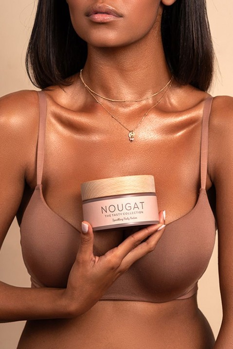 Hranjiva pjena za tijelo sa svjetlucavim česticama COCOSOLIS NOUGAT SPARKLING BODY BUTTER 250 mlIVET.HR - MODERNA ODJEĆA