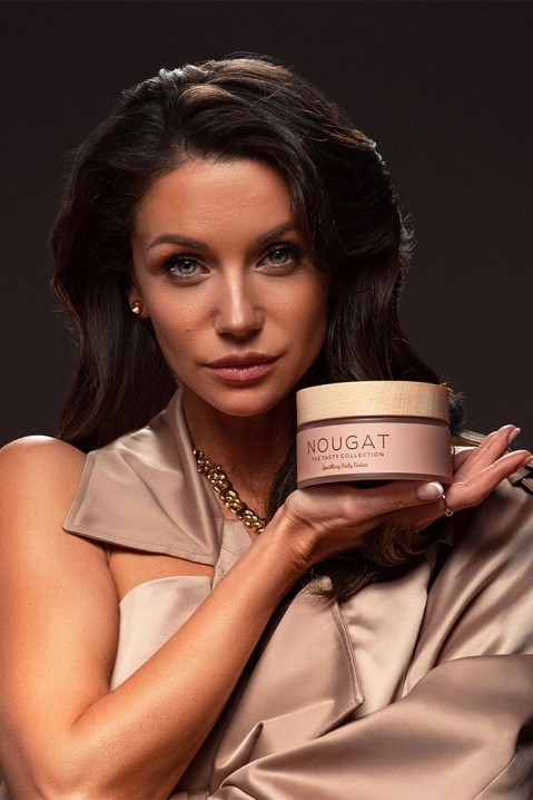 Hranjiva pjena za tijelo sa svjetlucavim česticama COCOSOLIS NOUGAT SPARKLING BODY BUTTER 250 mlIVET.HR - MODERNA ODJEĆA